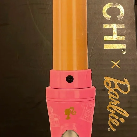 Chi x Barbie Curl Wand 1β 60th Anniversary Barbie Curling iron Dreamhouse NEW - Picture 4 of 16